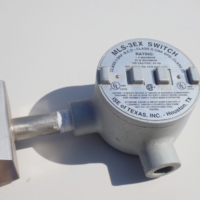 ISE APPLETON MLS3EX LATCHING PROXIMITY SWITCH USED