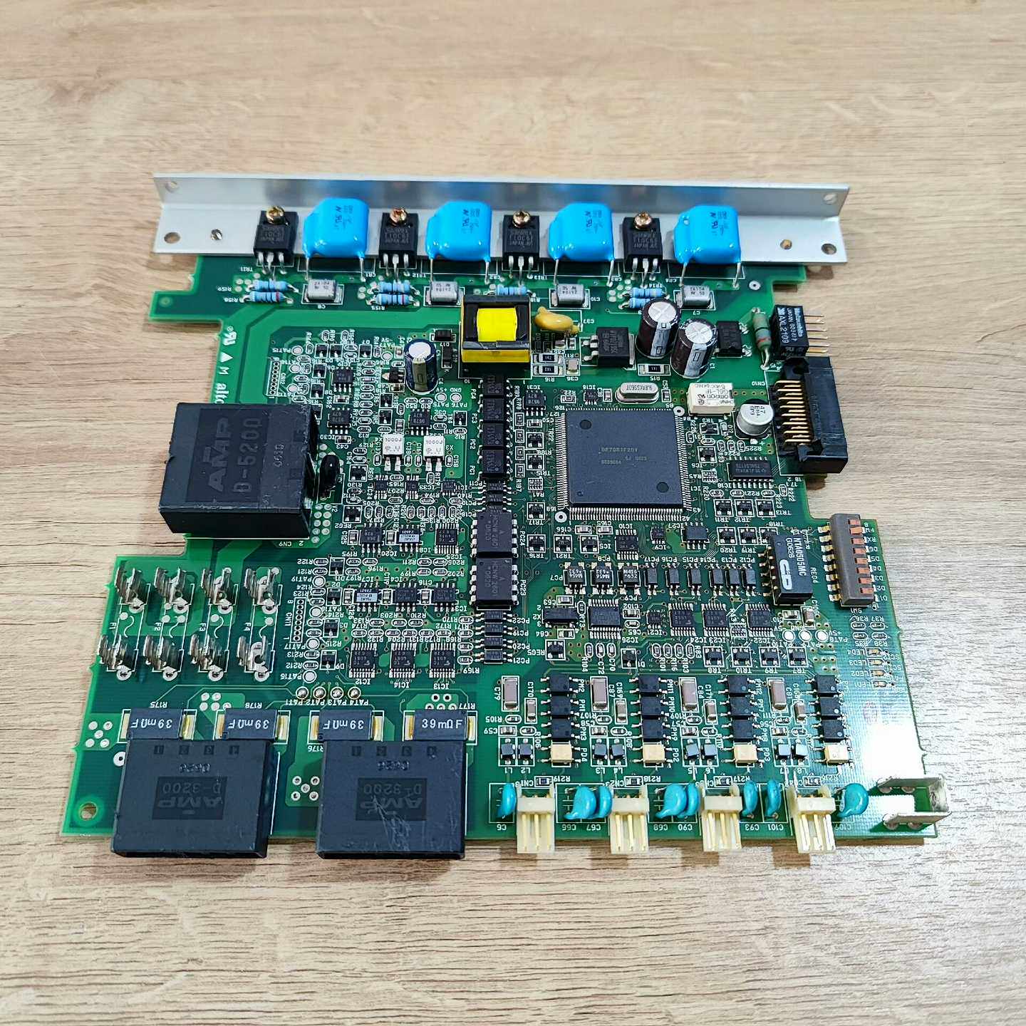 altoUC4RCB287Y2，议价。询价