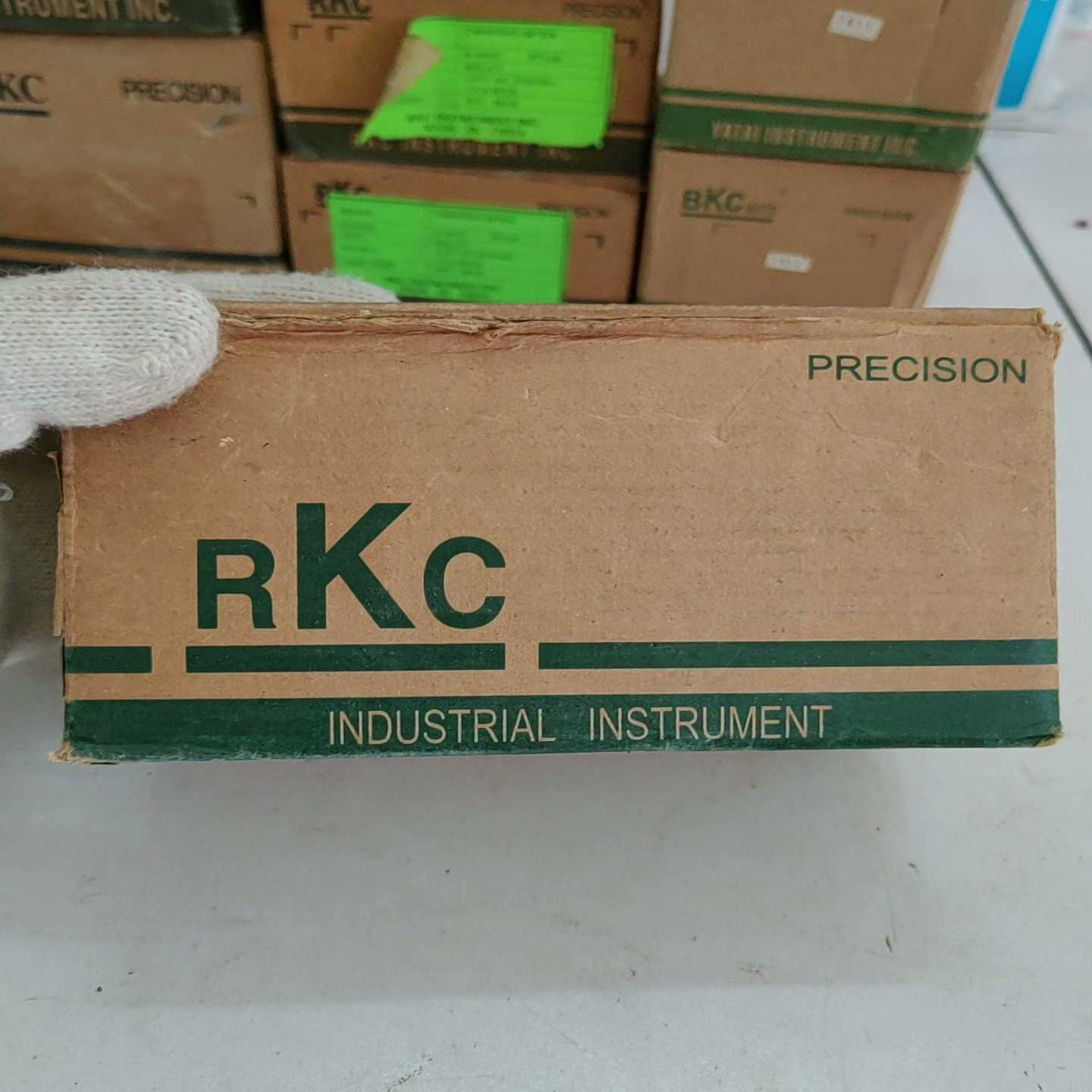RKC原装温度控制器温控器PF-4--议价商品