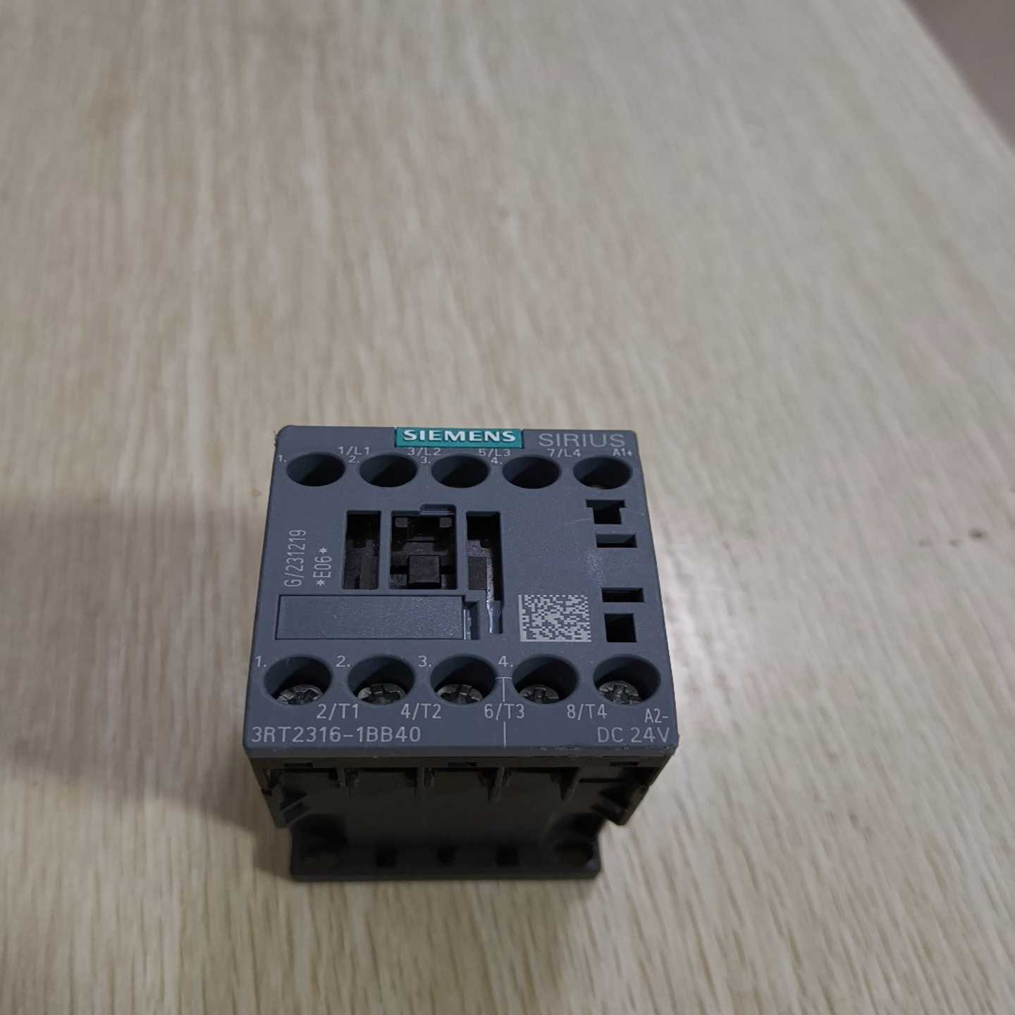 接触器3RT2316-1BB40，成色如图所示，功能包询价