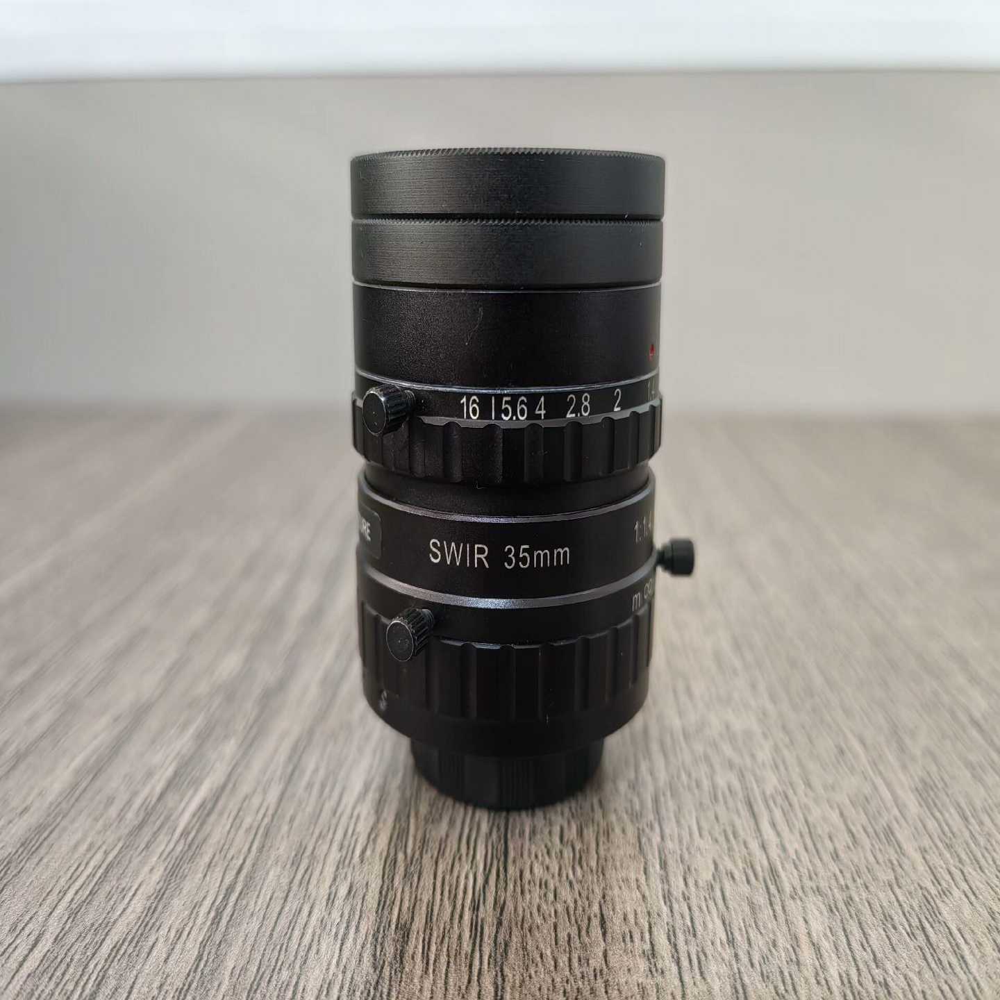 询价AZURE工业镜头，型号SWIR35mm和37mm滤镜片，