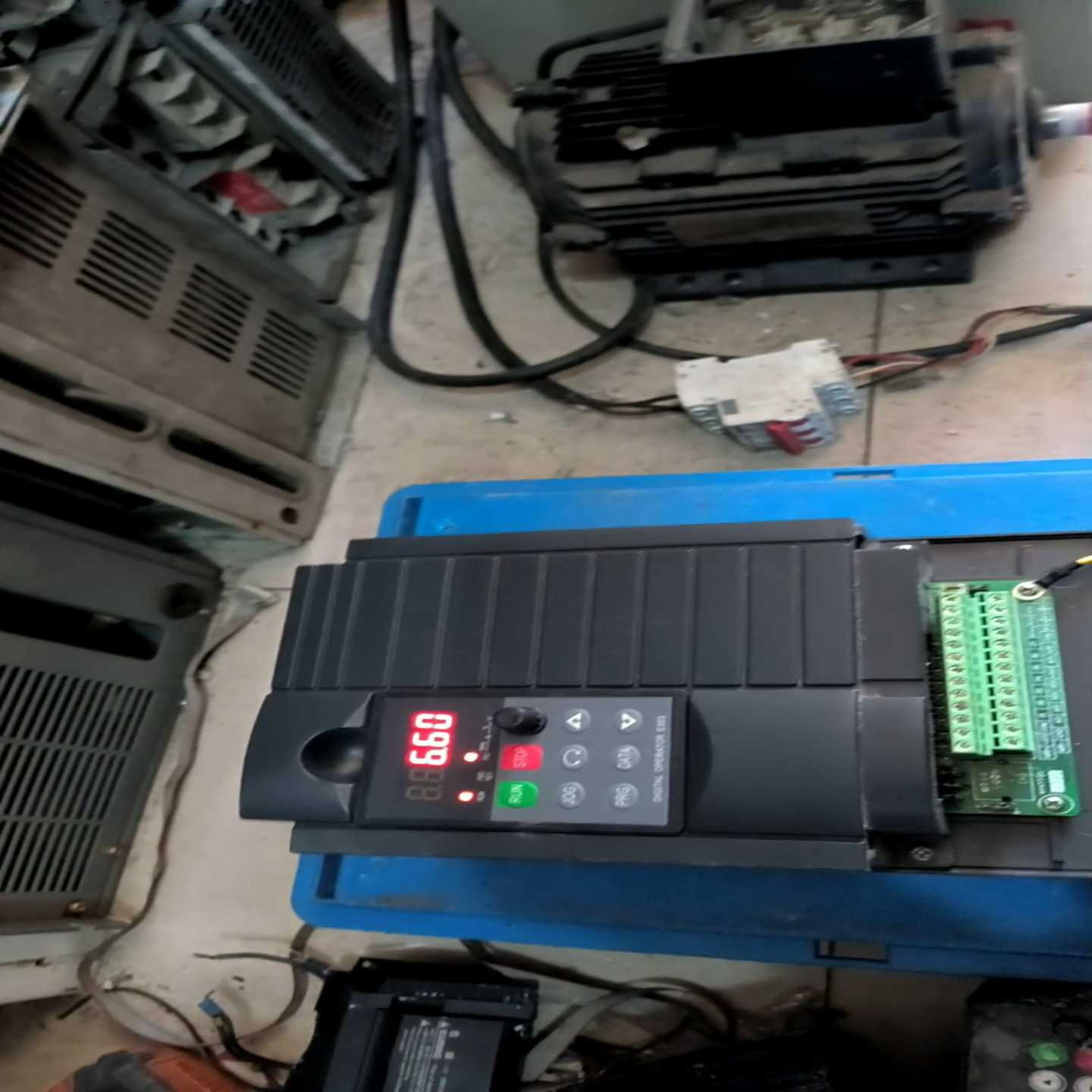 南京欧陆变频器EV100-0040G/0055P-T4 实物~询价