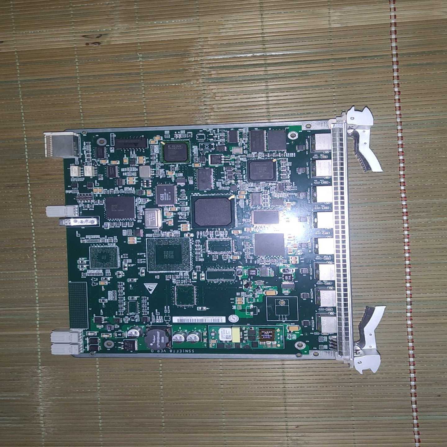 SSN1EFT8A01有磕碰--议价商品