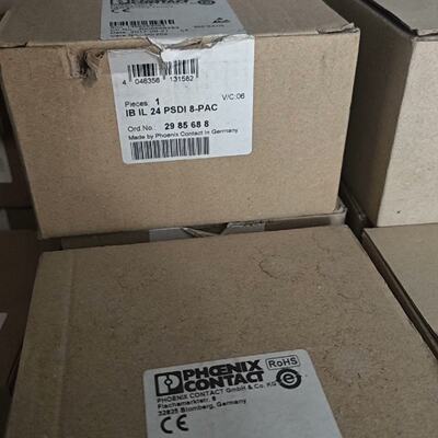 议价IBIL24PSDI8PAC菲尼克斯模块全新原