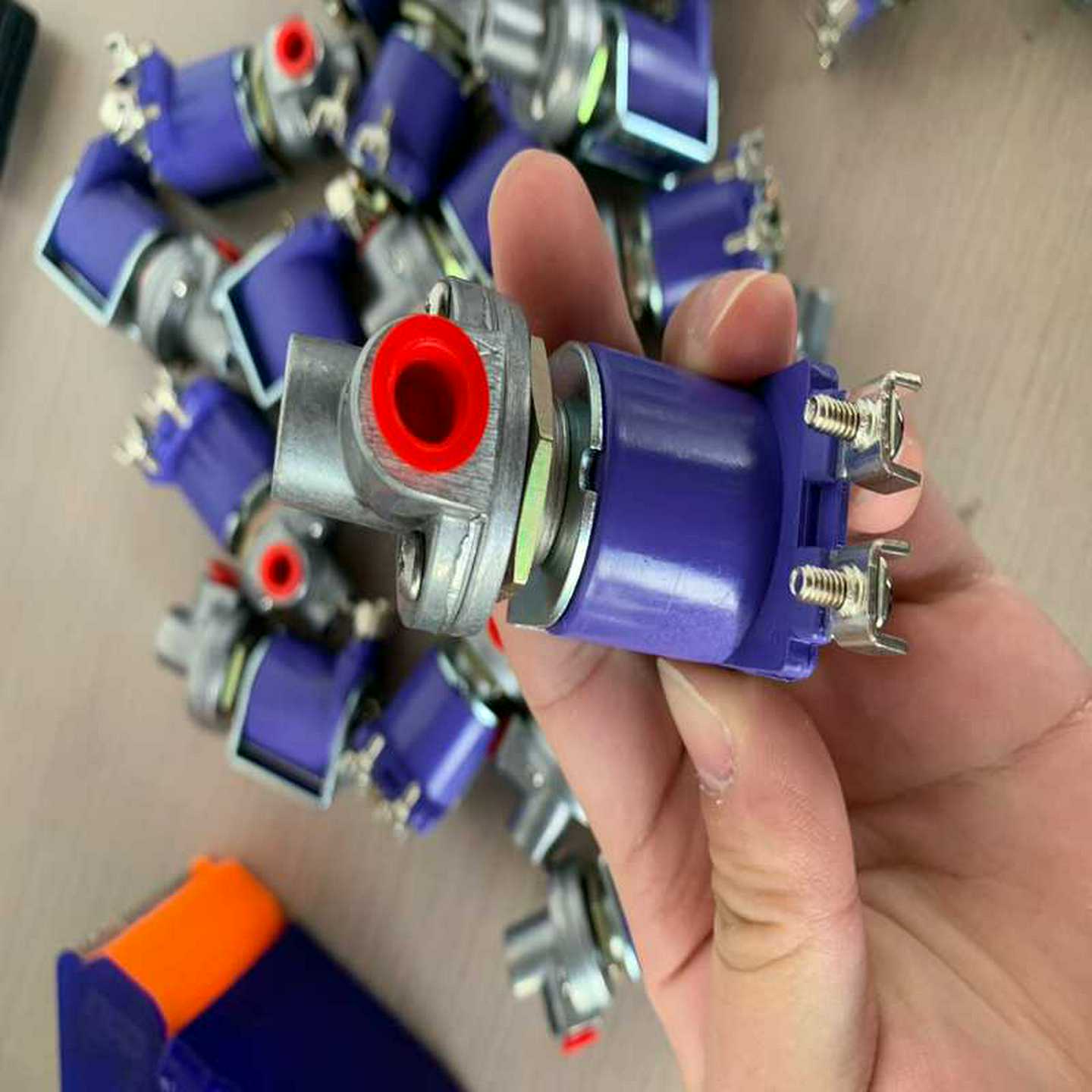 RAYTHEON 2111C3V~询价