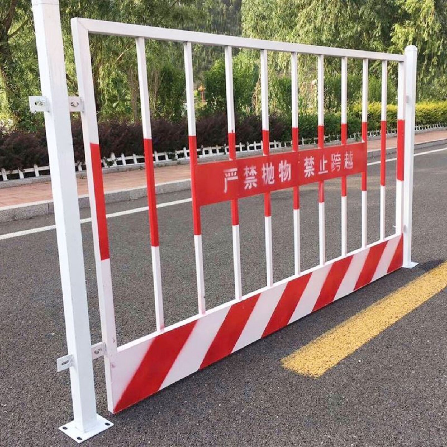 工地基坑护栏网道路工程施工警示围栏建筑定型化临边防护栏杆栅栏
