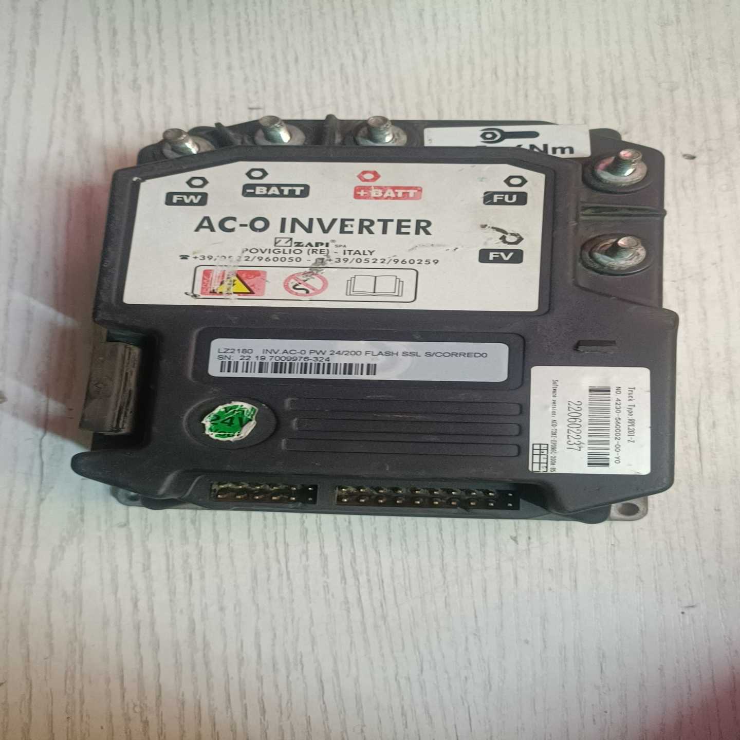 ZAPI萨牌AC-0INVERTER控制器，型号LZ218--议价商品