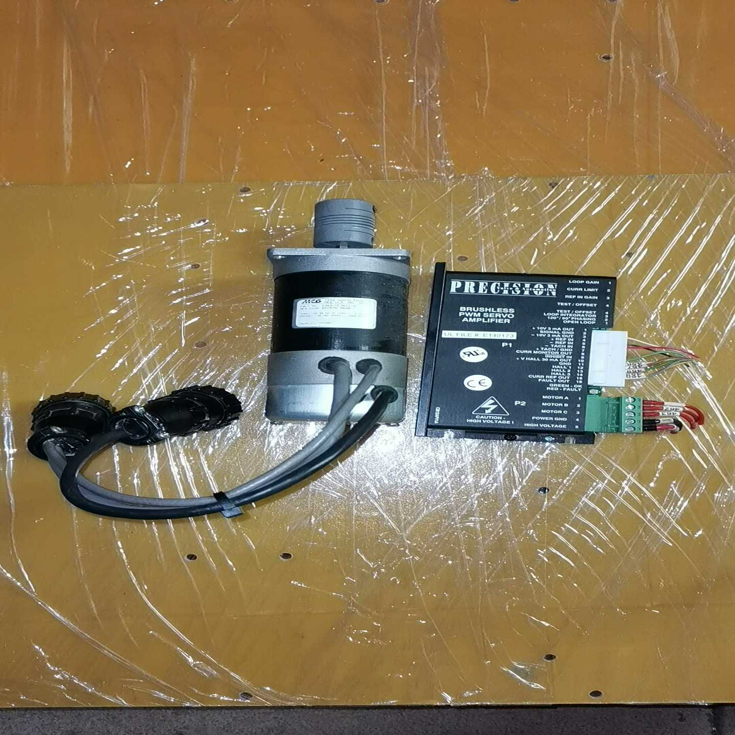 议价MCG步进X05B12A6L-PV4驱动器2383-