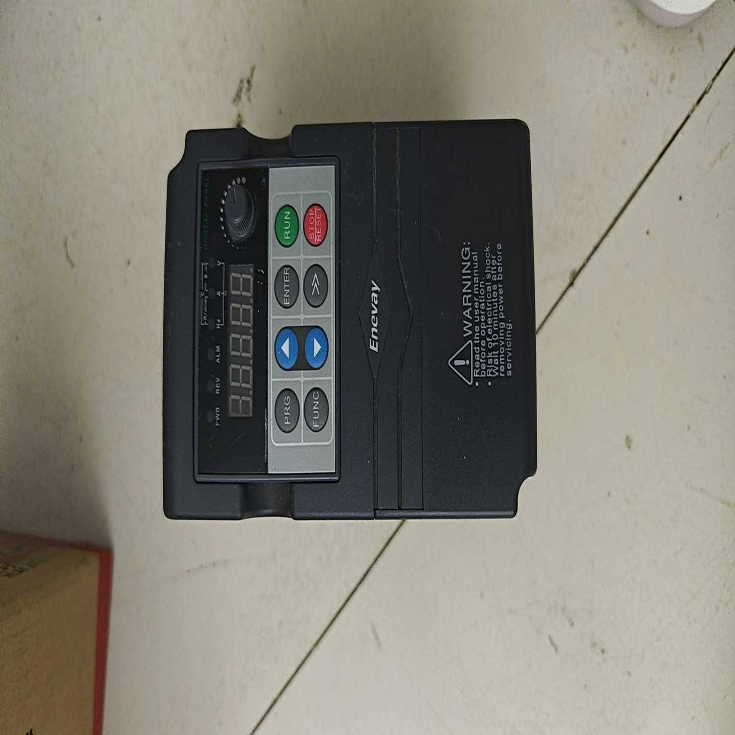 询价上海星为变频器XV3-1D5G-4，1.5KW功率，380V