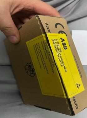 ABB  RAIO-01模拟I/O扩展模块。（佳毅工控）