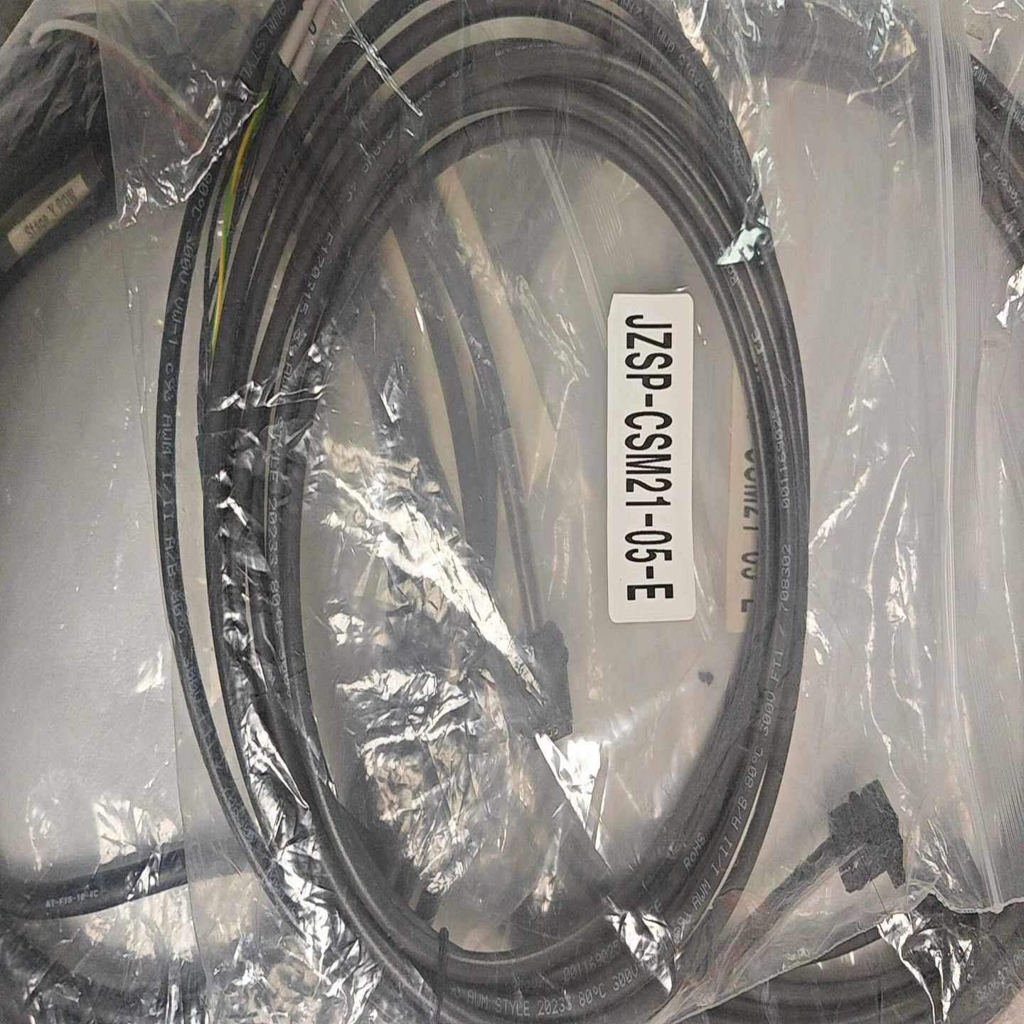 全新JZSP-CSM21-05-E信号线两个5m,两个2.5{议价}