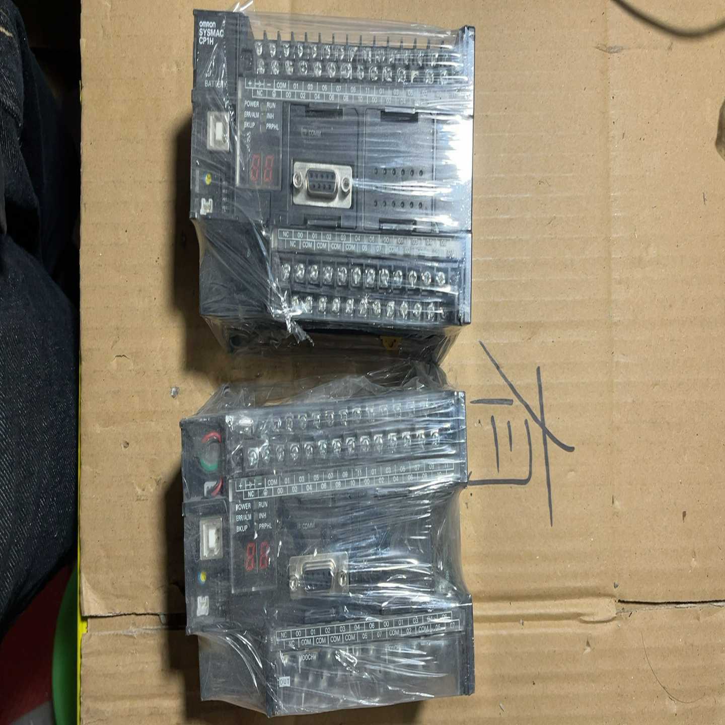 PLC CP1H-X40DT-D现货版本13,议价