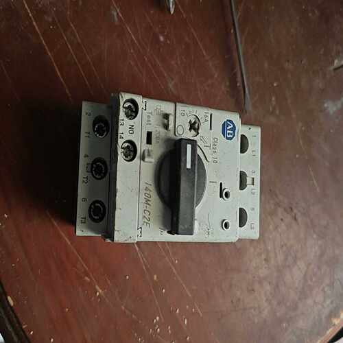 AB 罗克韦尔 马达保护器140M-C2E-C10  成色如~询价