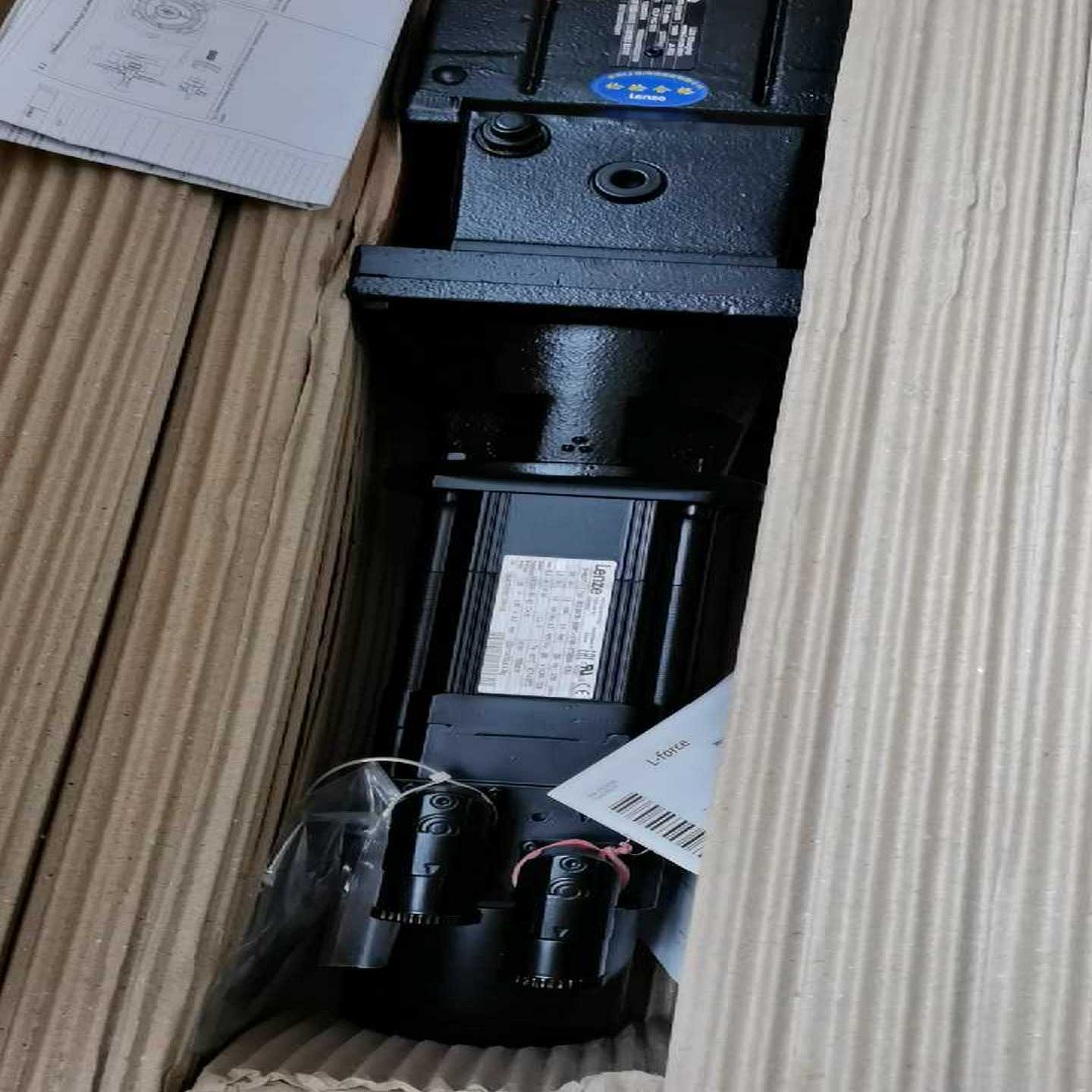 【议价】LenzeMCS09F38-SVMP1-A14N-ST5S适用