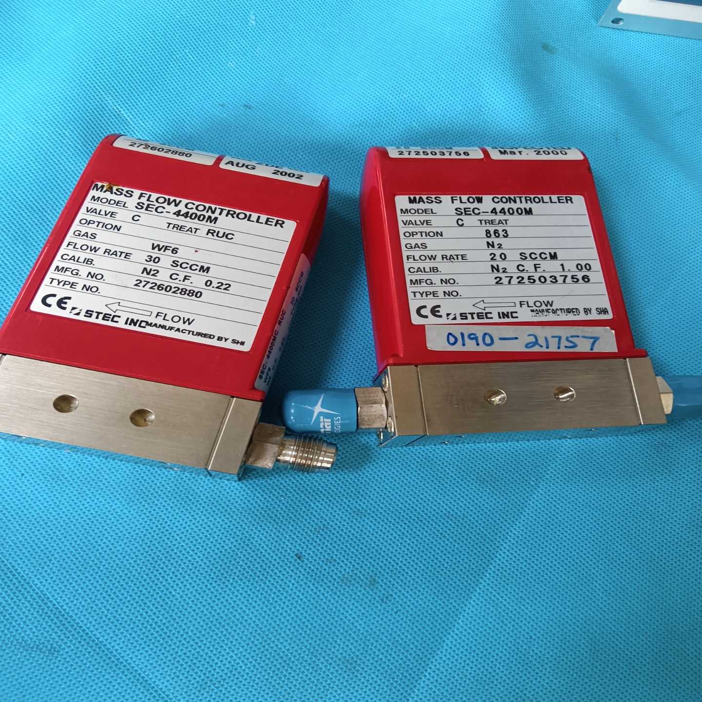 STEC流量计SEC-4400M出售，两个一起打包，一个N2--议价商品