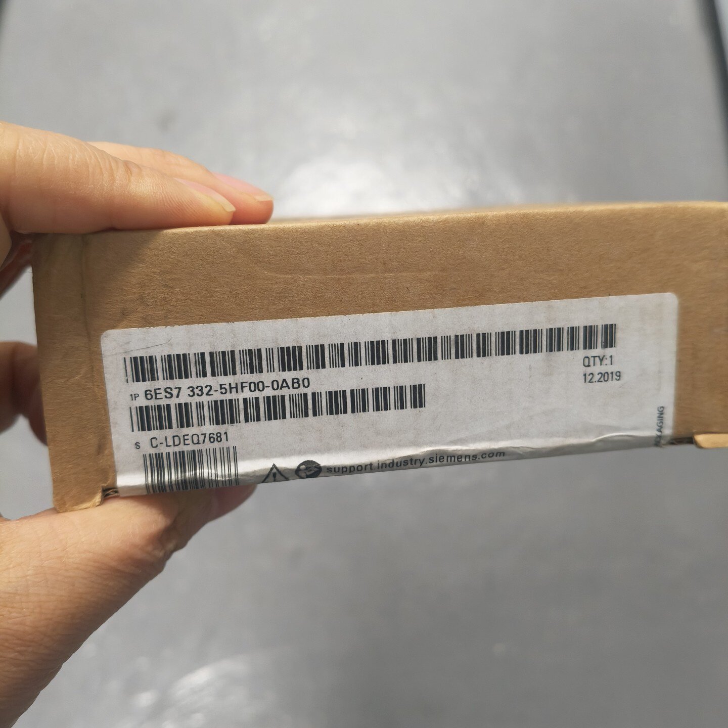 西门子6ES7 332-5HF00-0AB0，全新未开封，原--议价商品