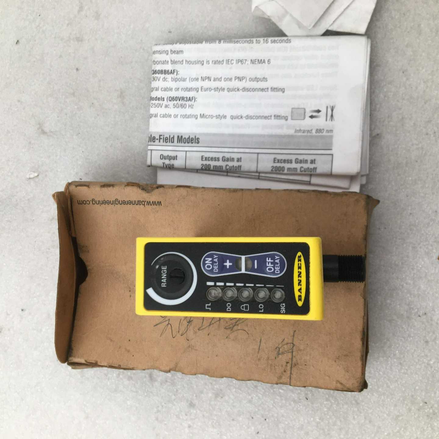 (工仔机械）邦纳BANNER可调区域型光电传感器 Q60BB6AF200