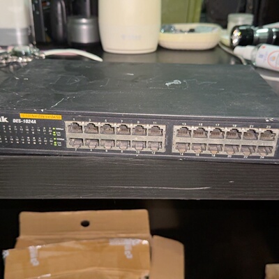 寻XDLink友讯DES1024A24口百兆交换机功能