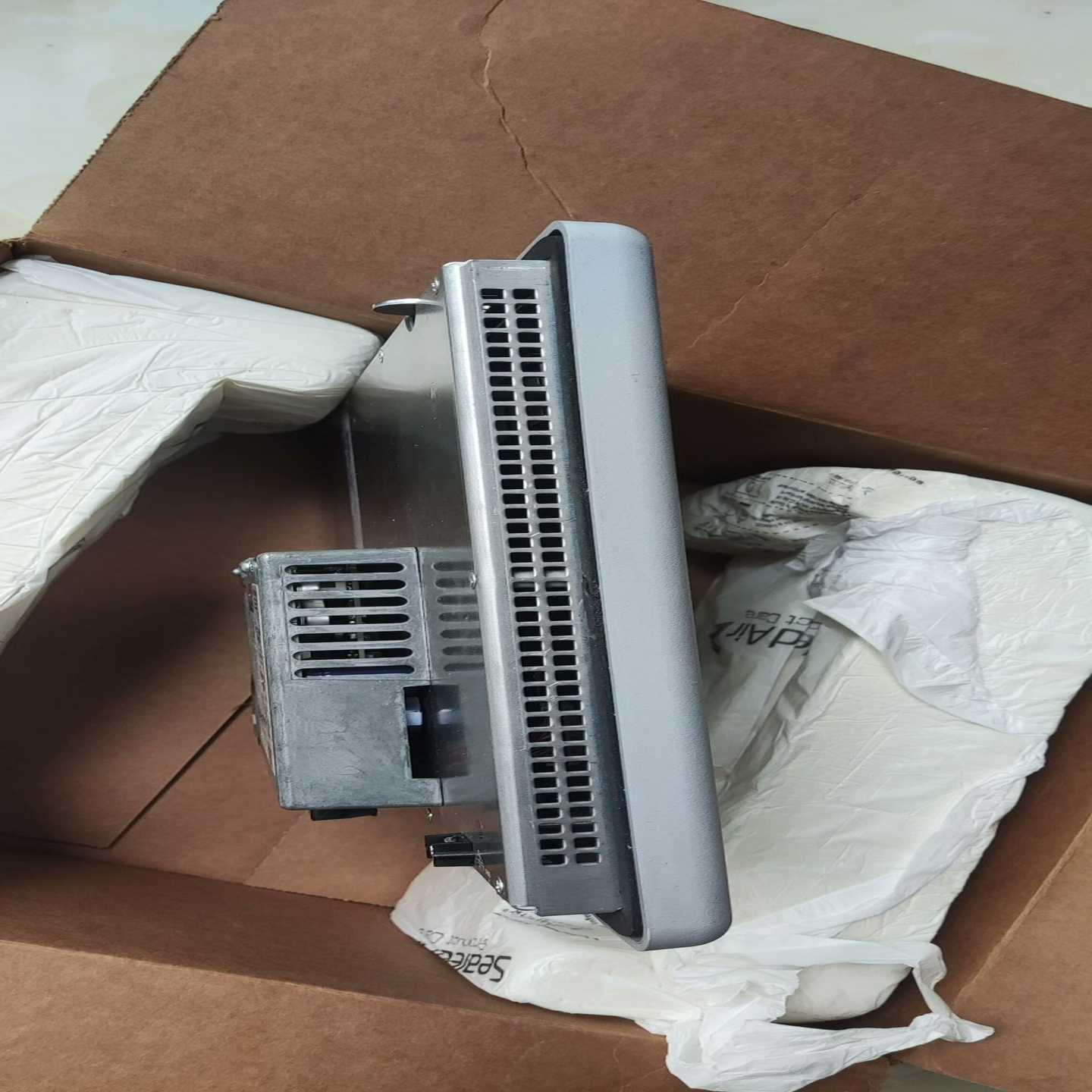 AB2711P-T15C22D9P全新的不是实价--议价商品