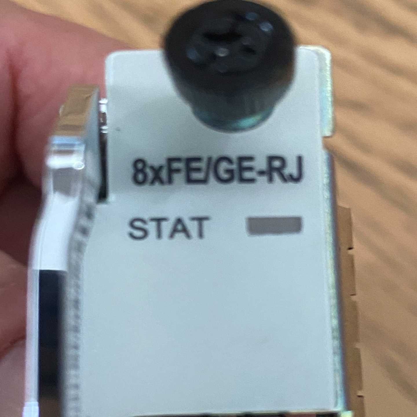 CR2D00E8GE12华为NE20E-S4/8路由器8口-议价