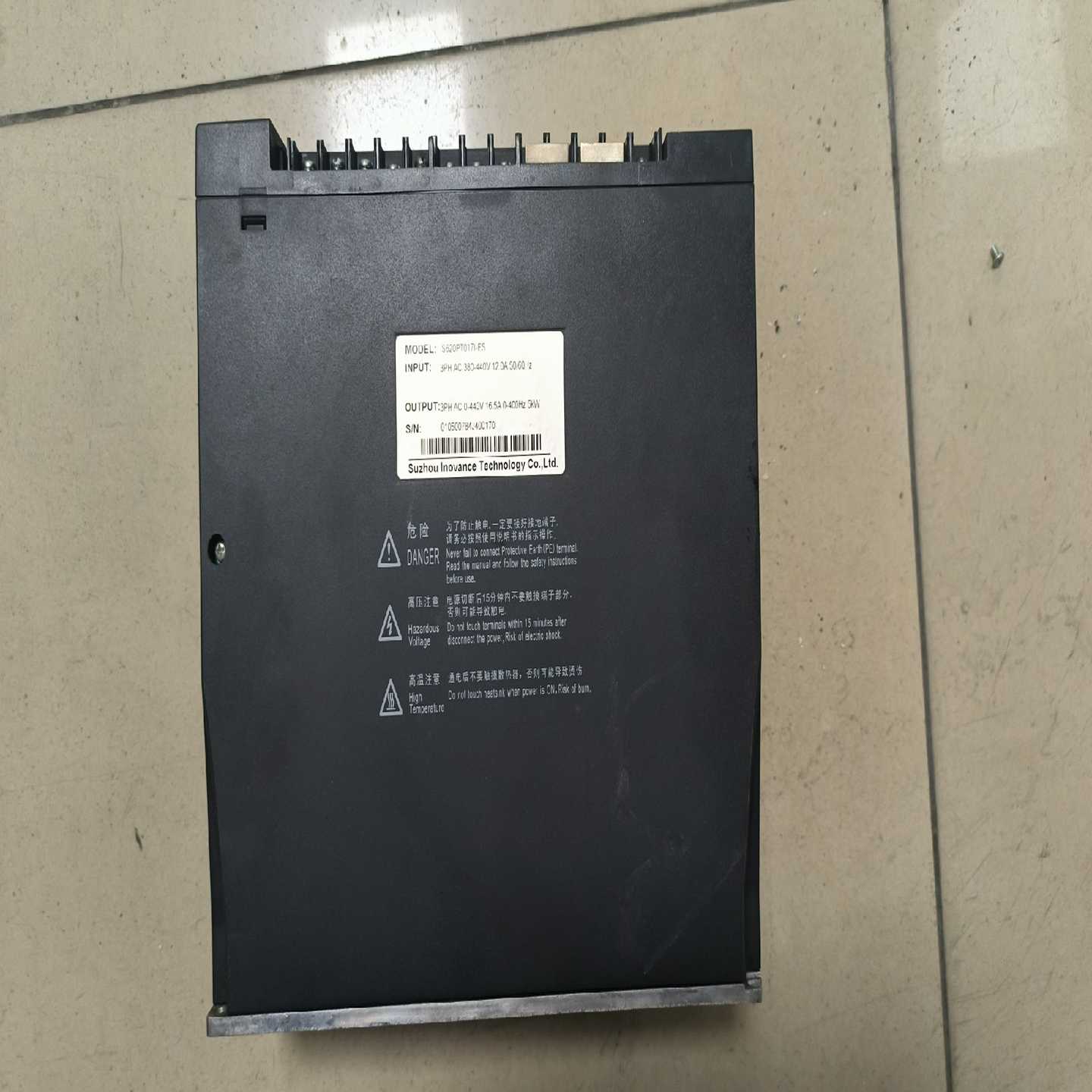 议价服驱动器5kwI620017I-，实物图，