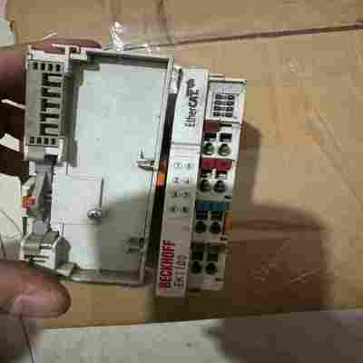 咨询-倍福EK1100成色如图，正常