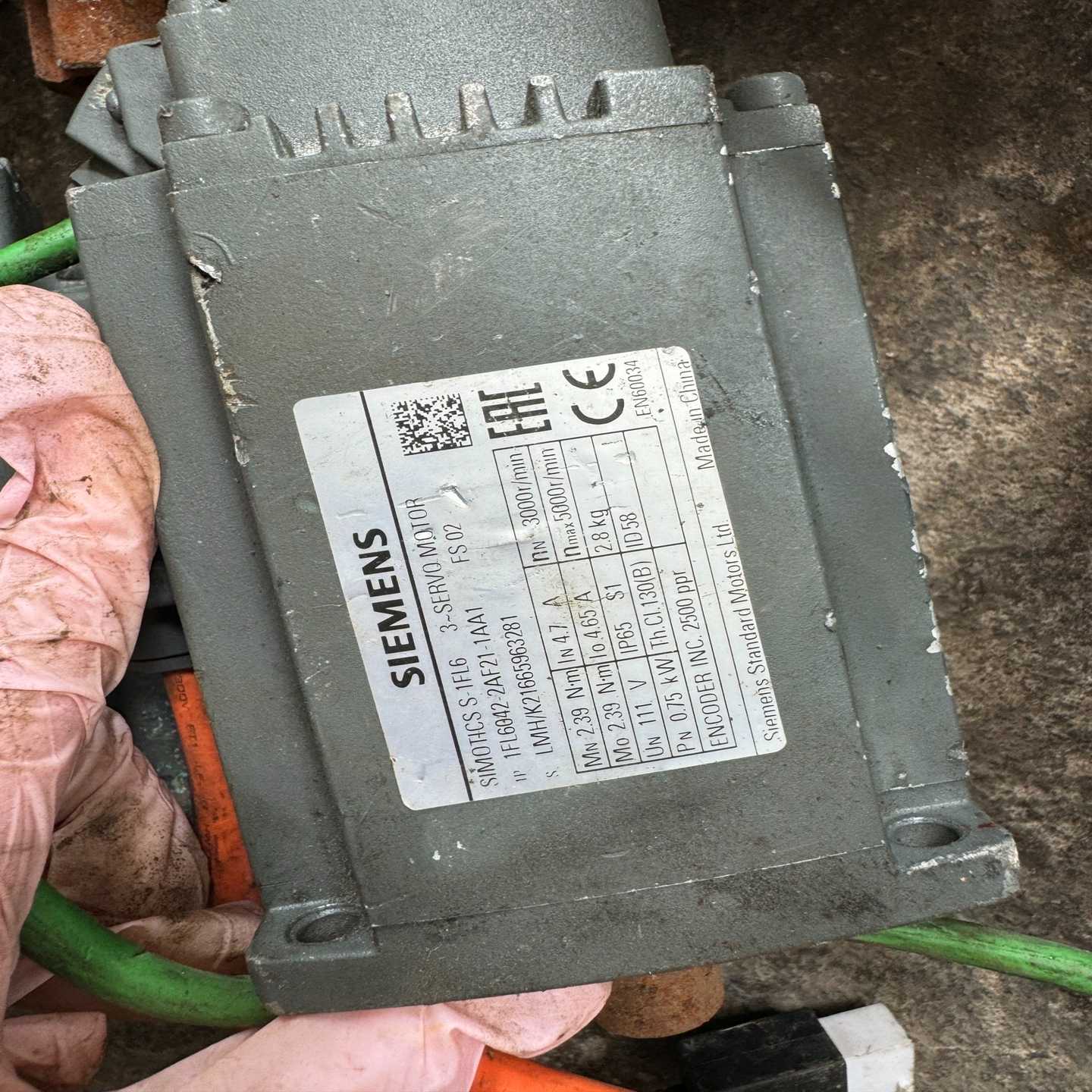 议价西门子伺服电机1FL6042-2AF21y-1AA1电现货/维修