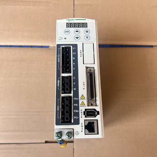 LXM23DU04M3X施耐德拆机驱动器400瓦