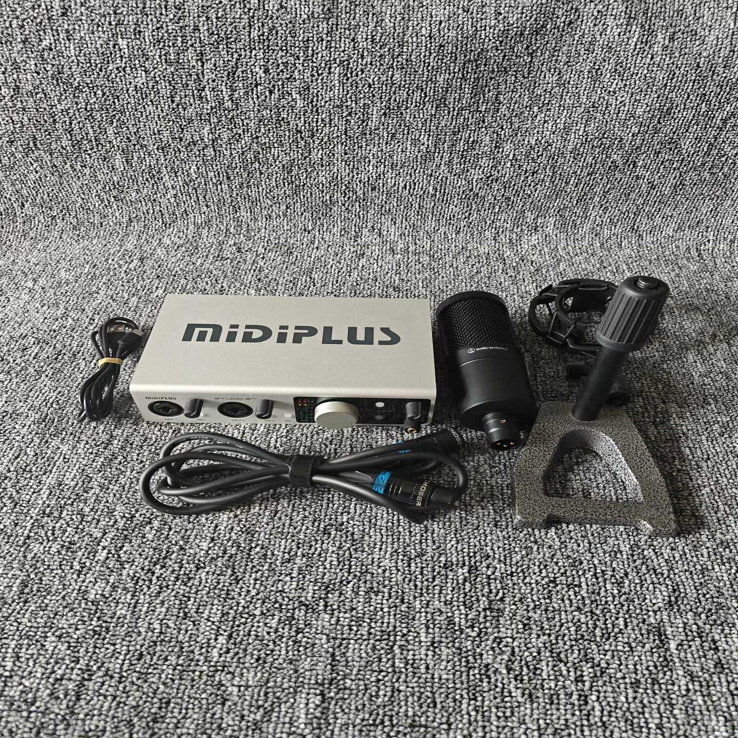 MIDIPLUSSTUDIO2GTG声卡铁三角at2--议价商品