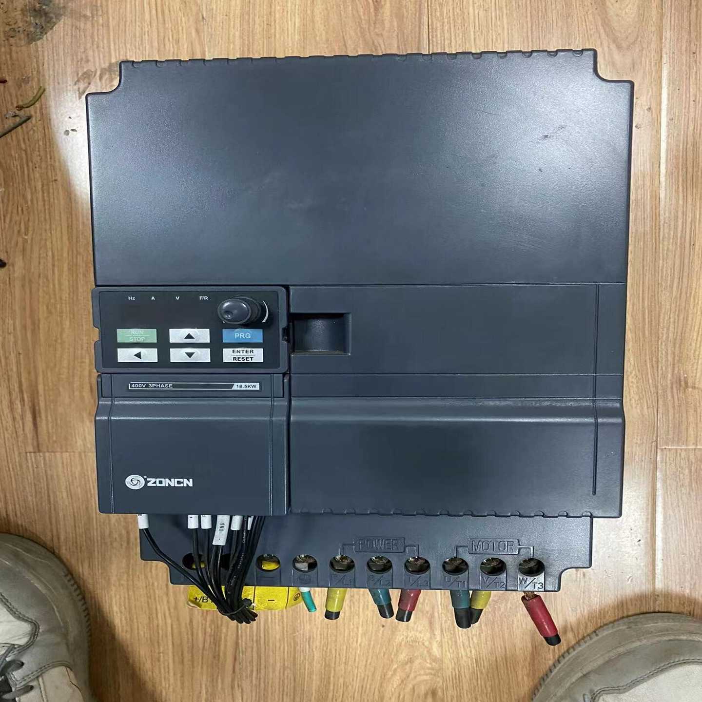 议价2400-18.5/22拆机众辰变频器18.5适用