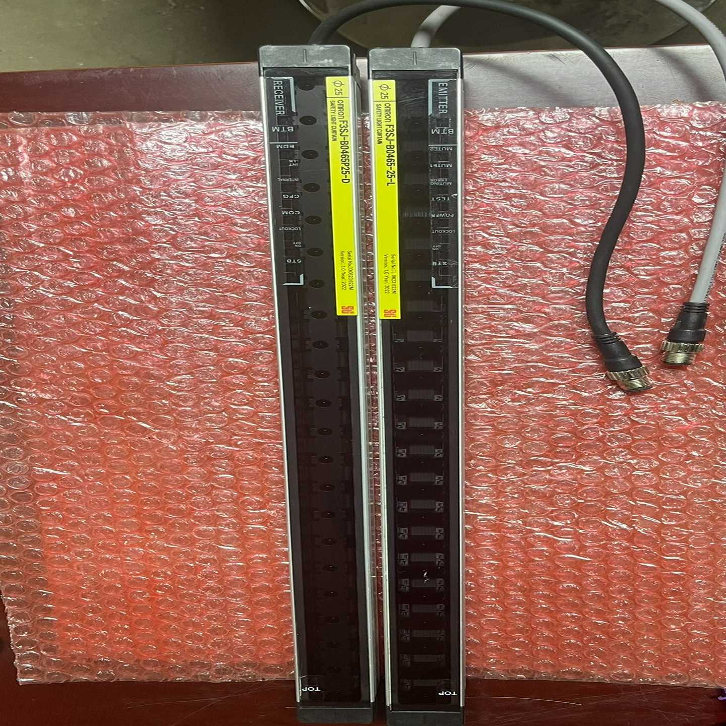 【议价】光幕光栅传感器F3SJ-B0465P25！适用