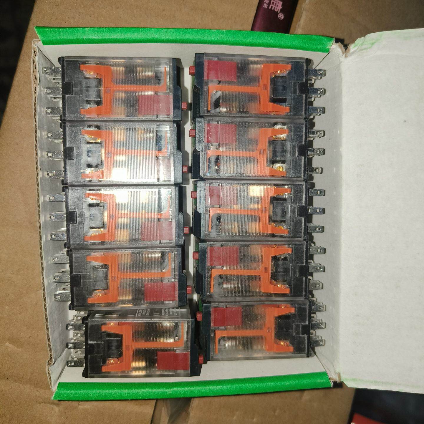 全新施耐德继电器RXM3组230VAC一盒十只装工程