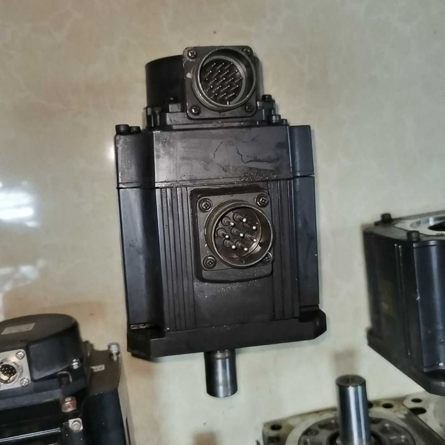 【议价】HC103BS-SZ伺服电机HC103BS-E51