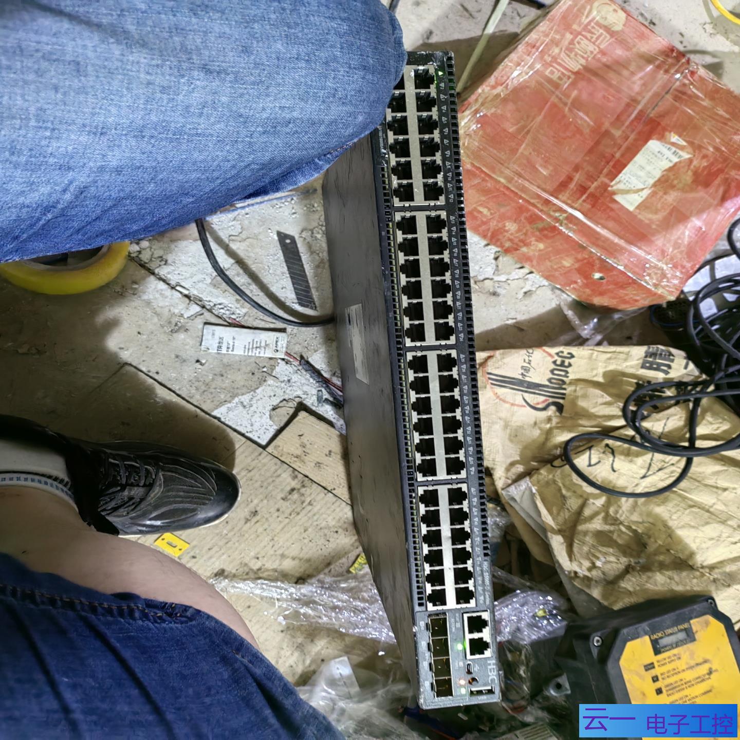 H3C S5552S-EI-D 48口千兆交换机 48口千兆；议价