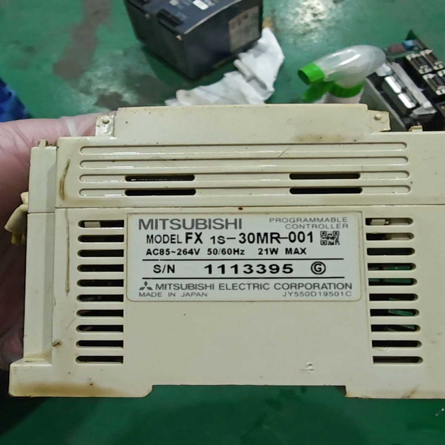 Mitsubishi PLC，型号FX1S-30MR-0~询价