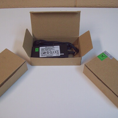 CINCON TR20B033X AC ADAPTER 100240 0.6A 4763HZ 3.3V 4.5A  LO