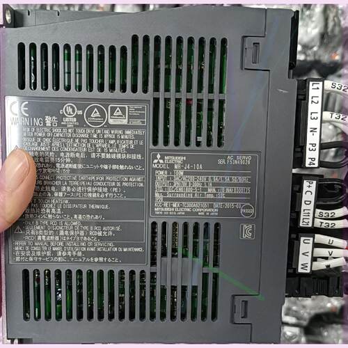 J4系列伺服100W200W套装-询价