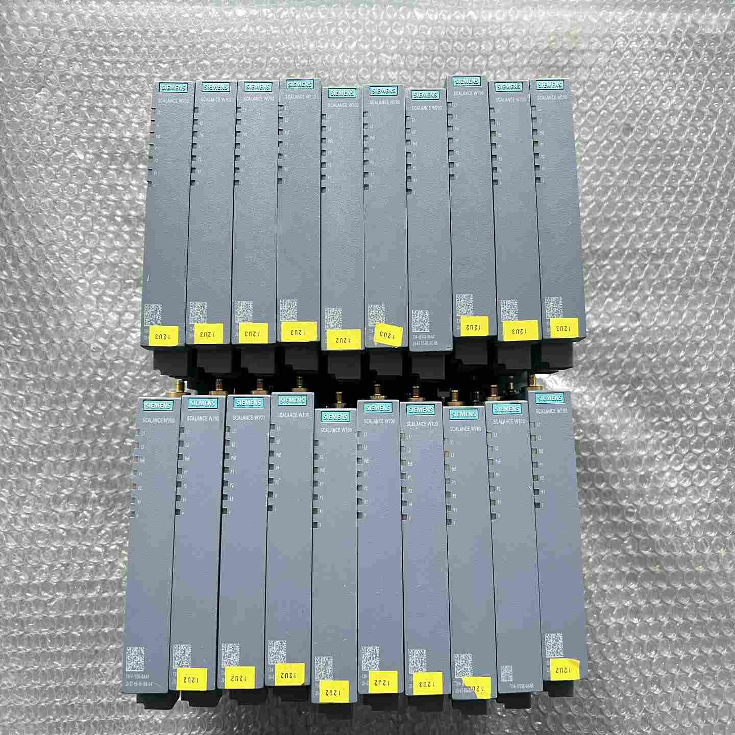 西门子 SCALANCE W700 无线接入点出售，型号包括--议价商品