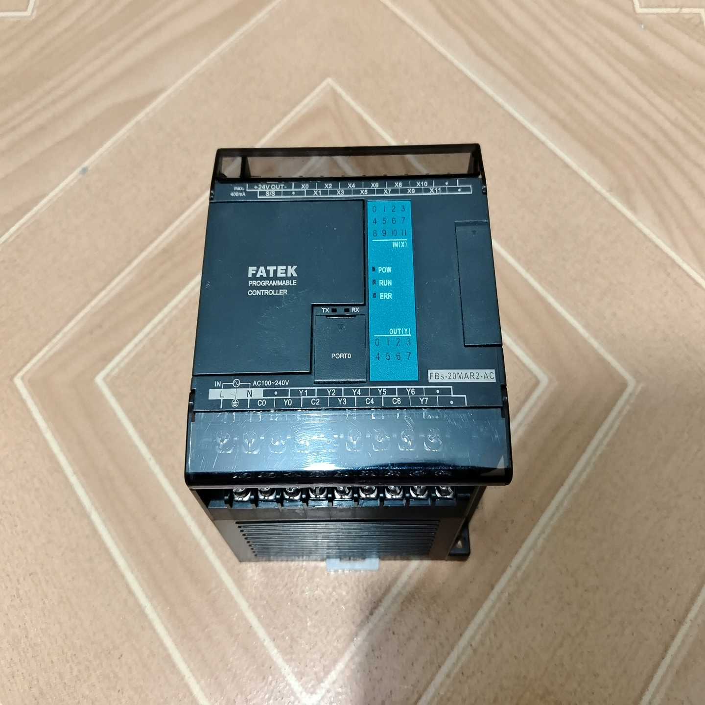 永宏PLCFBs-20MAR2-AC，功能正常，成色为实图询价