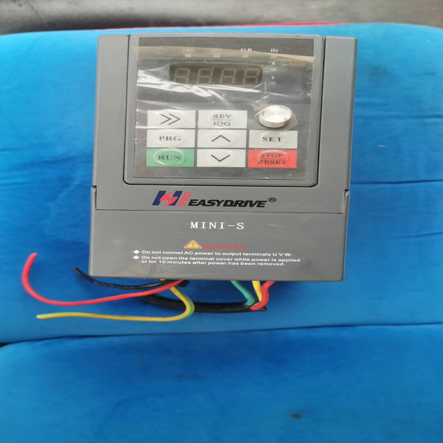 【请询价】易驱变频器MINI-S-2S0007M处理