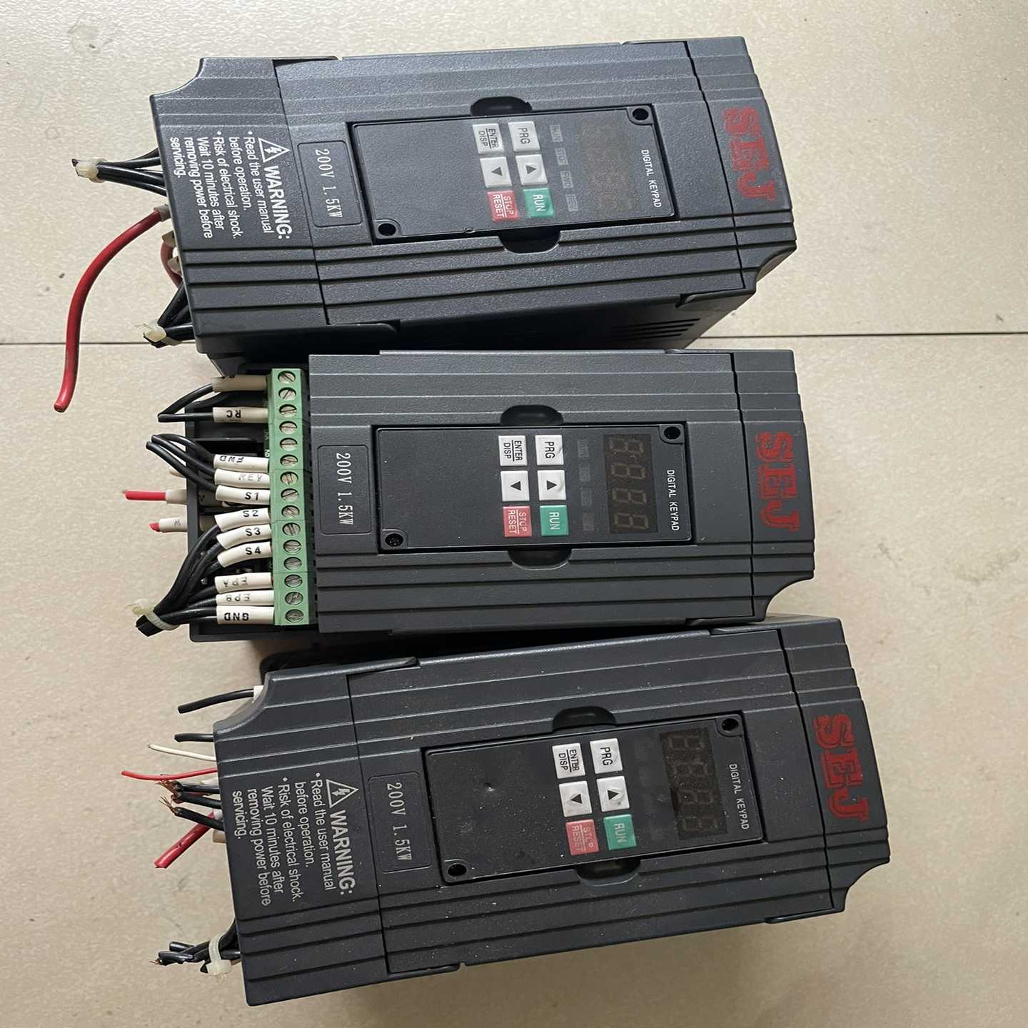 sej快速门变频器，SEJ2200A01D5K，质量保证适用