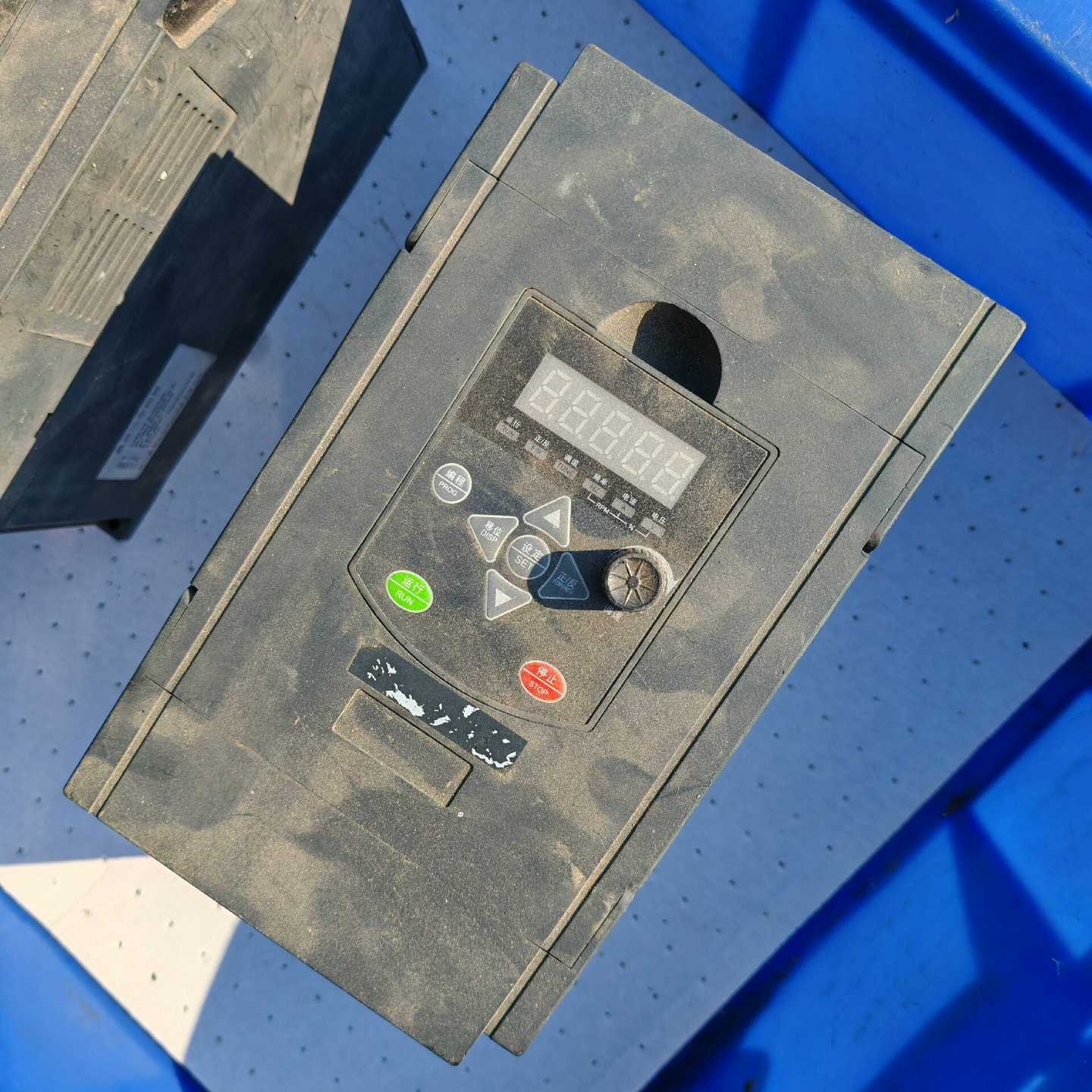 鑫盛达变频器L700-T5.5-G3/P3B三相5.5kw，--议价商品