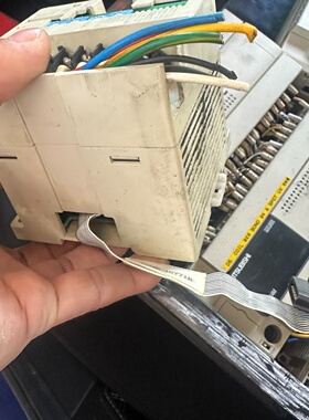 三菱Fx2N16CCLM拆机货实物照片成色新功能