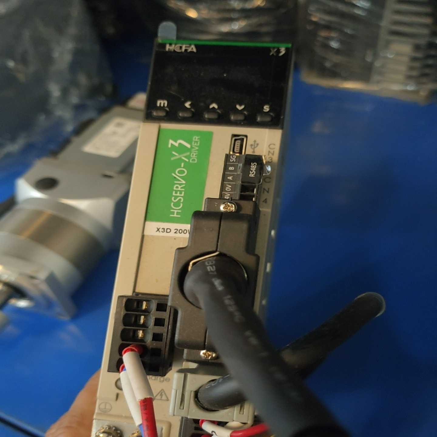 咨询-禾川伺服，驱动型号SV-X3DA020A-D,电机型号S