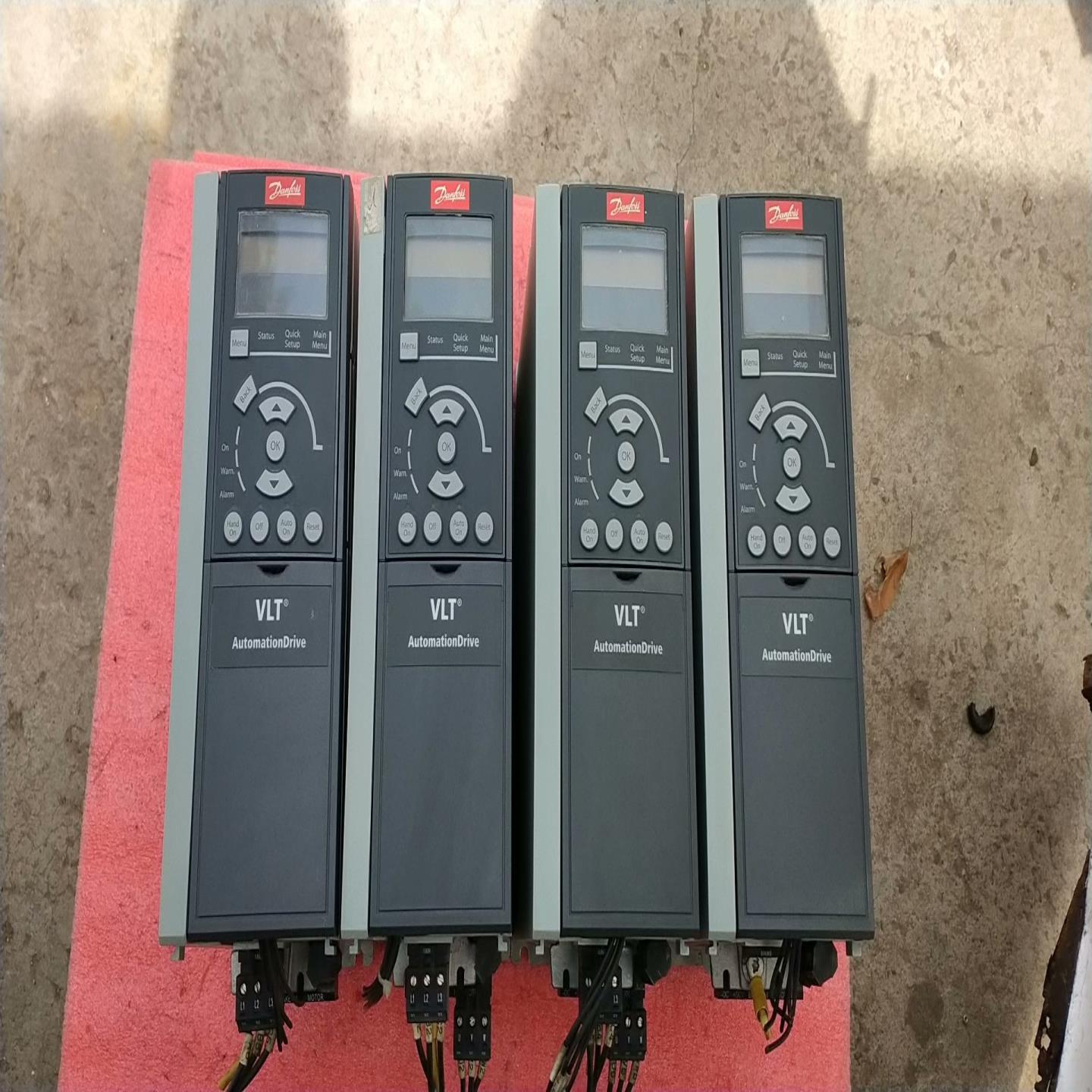 丹佛斯变频器FC-302P2K2T5E20H2X--议价商品