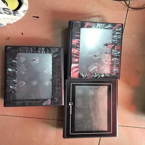 咨询-TK6070IH触摸屏三台有一台有瑕疵