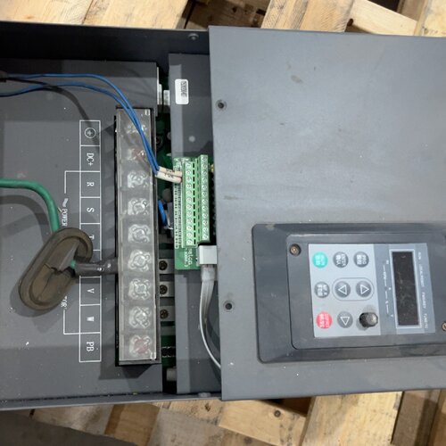 询价*维森30KW37KW变频器FE55043PH30G