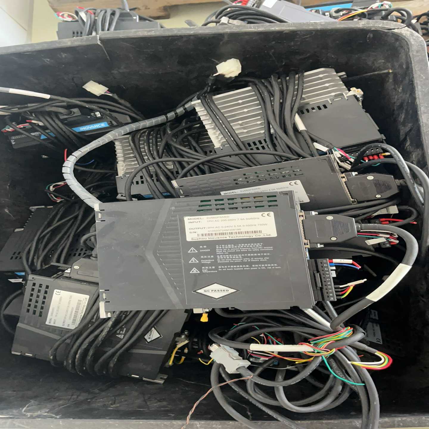 咨询-汇川伺服SV660AS2R8I，MS1H4-40B30CB-