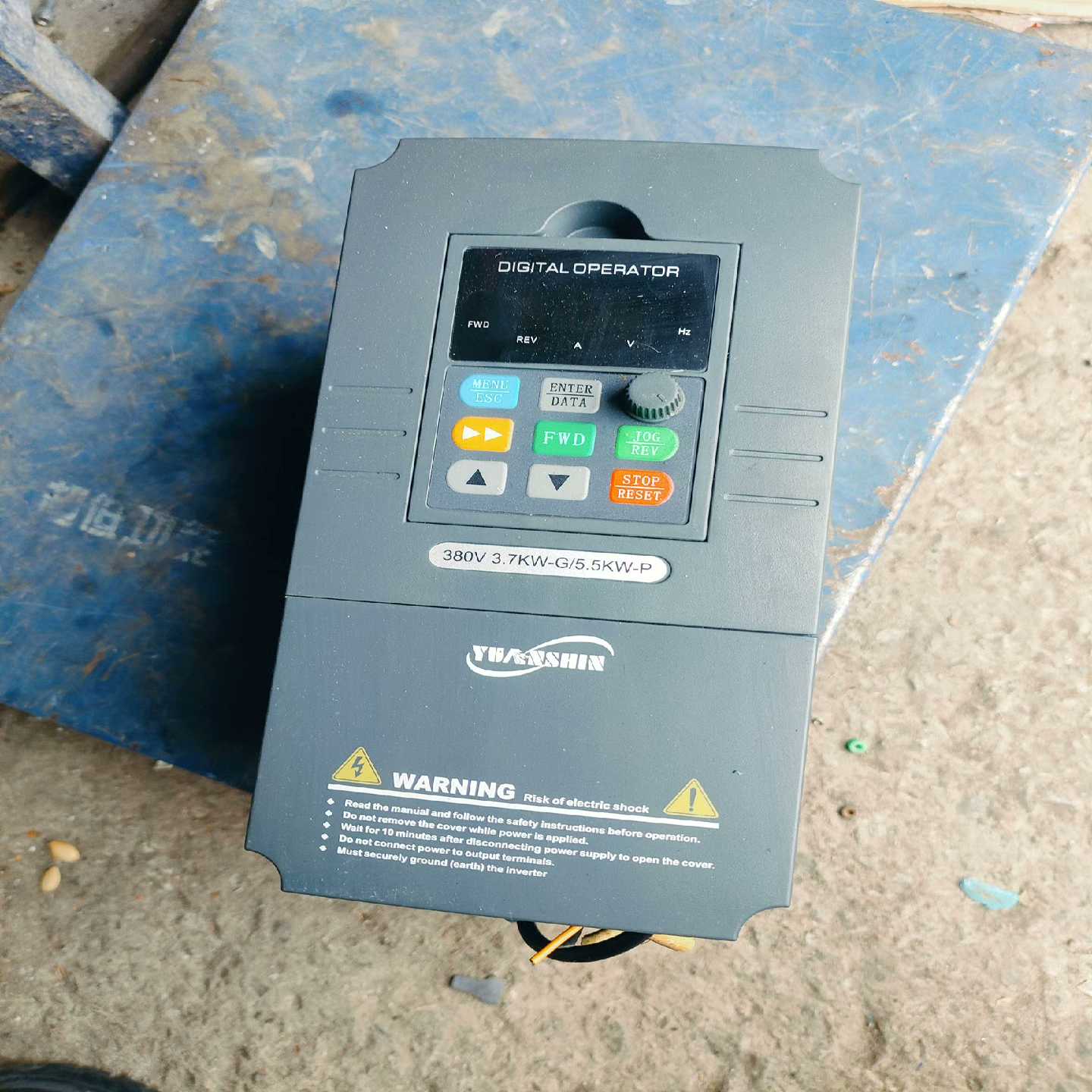 源信变频器YX2000D一4T0037G/4T0055P-C--议价商品