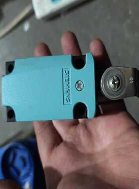 拆机西门子行程开关3SE5114-0Ca00-1ac5--议价商品